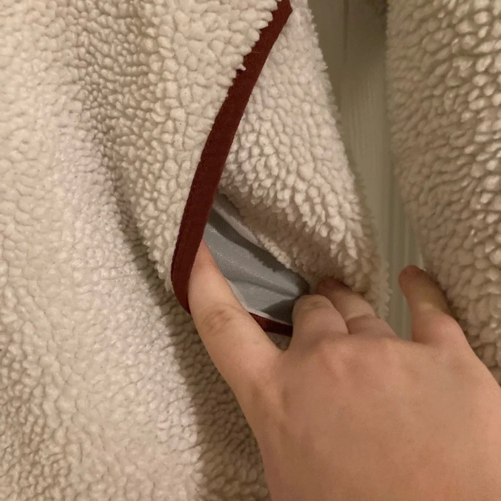 Columbia Sherpa Windbreaker - Picture 3 of 6